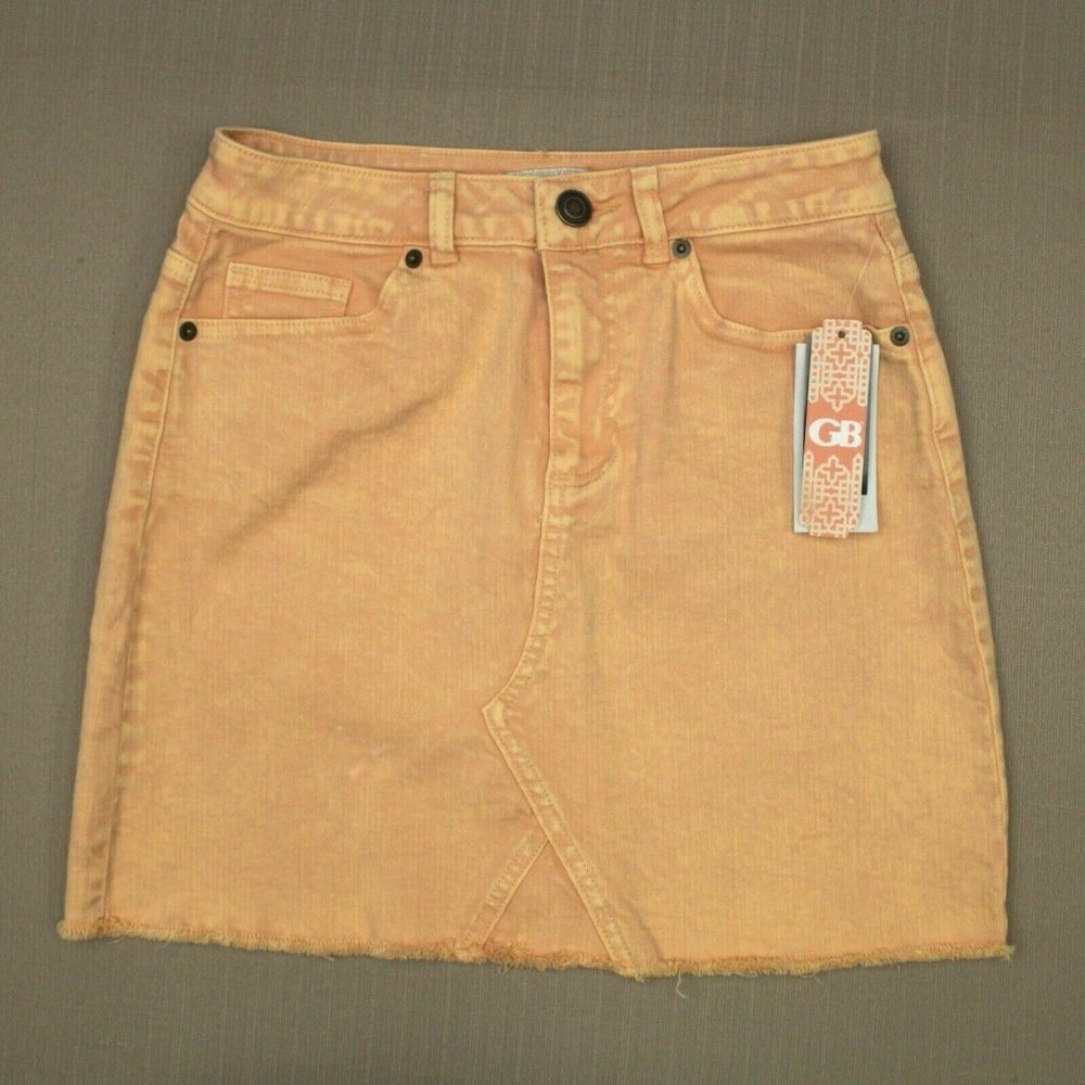 Gianni Bini Jean Mini Skirt Women's Size Small Fray Hem Melon Wash Denim NWT